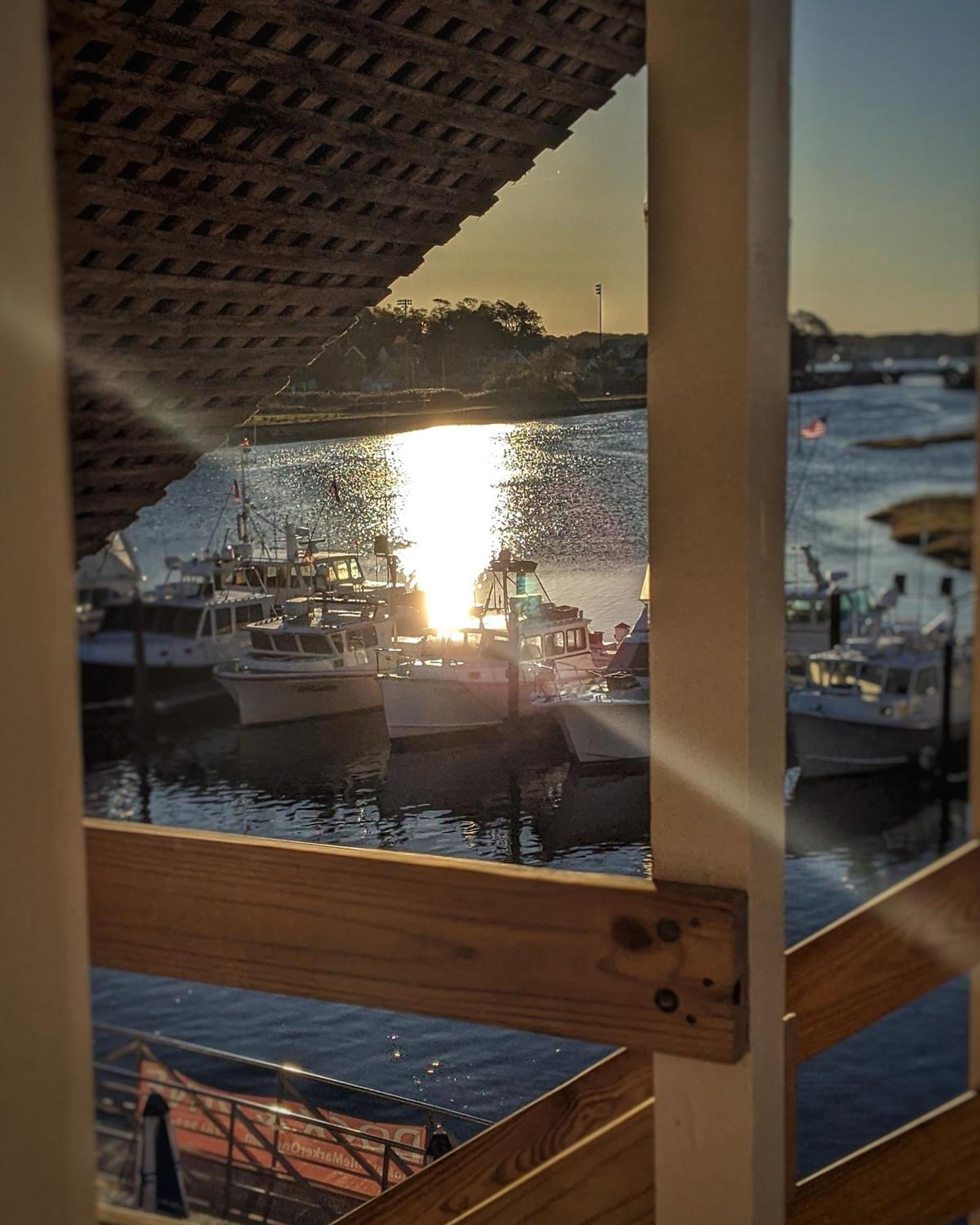 The Hotel At Cape Ann Marina Gloucester Exterior photo